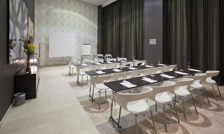 Sala Consejo Hotel Ilunion Aqua 3 Valencia Sala Consejo Hotel Ilunion Aqua 3 Valencia